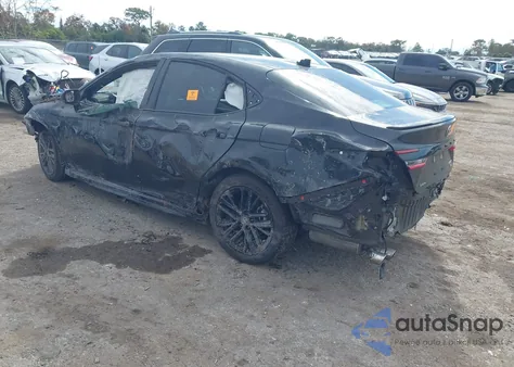 2025 Toyota Camry Se z USA, uszkodzony, nr VIN 4T1DAACKXSU519288